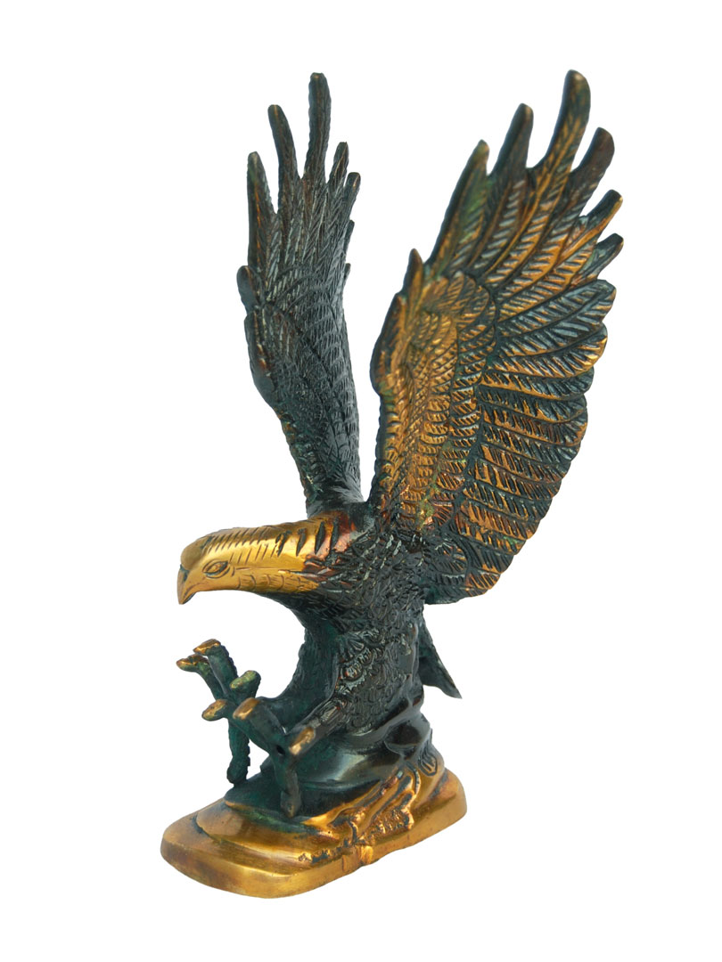 Aakrati Eagle Handicarted Statue Metal